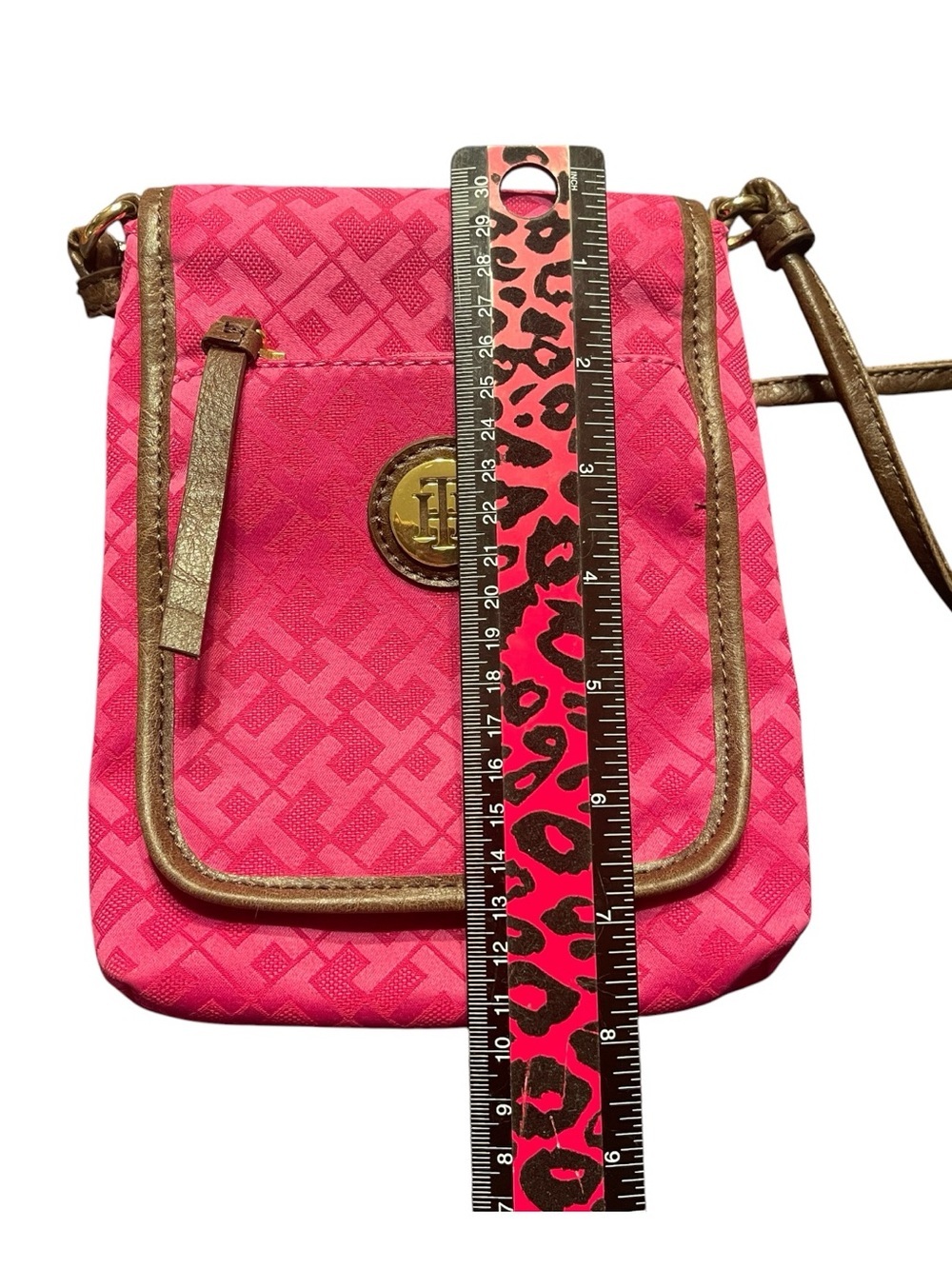 Tommy Hilfiger Women’s Small Crossbody Bag Pink Brown TH Monogram Gold Accents - Picture 6 of 8